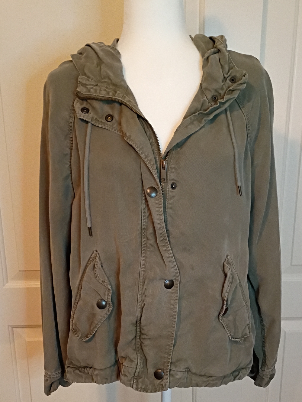 American Eagle Outfitters Causal Hoodie Jacket Sz Medium